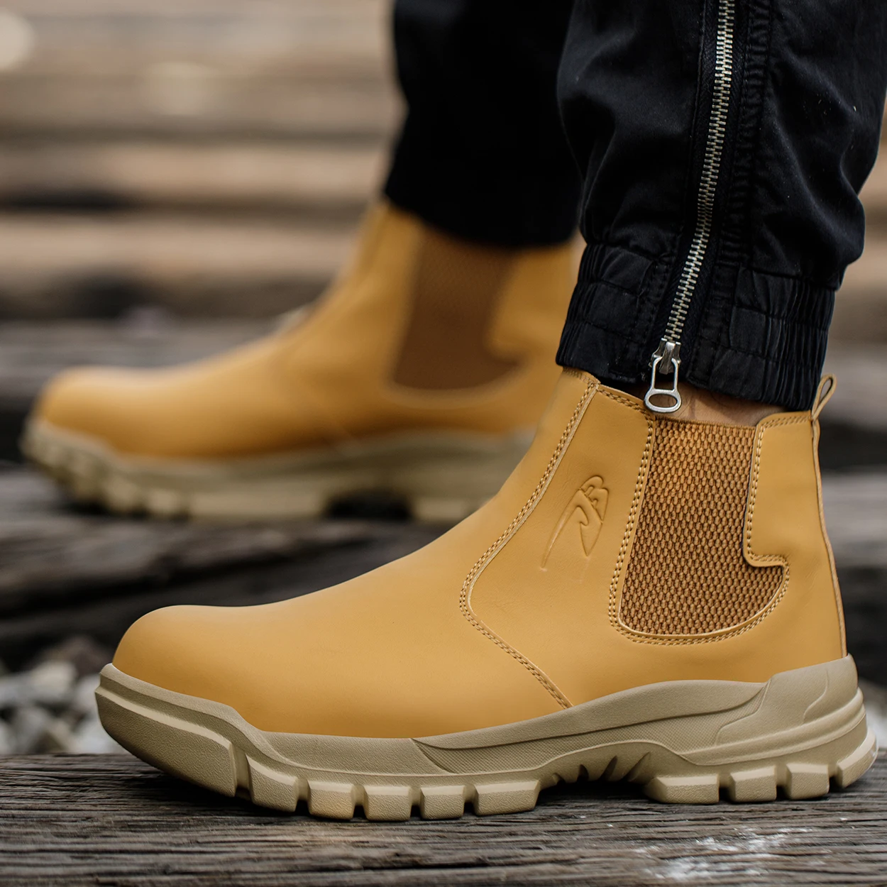 Nuovi stivali da lavoro alla moda Scarpe antinfortunistiche indistruttibili Scarpe da uomo con punta in acciaio Scarpe da ginnastica antiforatura Scarpe da lavoro antiscivolo 3