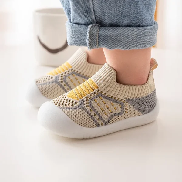 Scarpe da bambino in rete traspirante estiva Scarpe da neonato per bambina Calzini per bambina Scarpe con fondo morbido Scarpe da neonato antiscivolo 0-5 anni 5