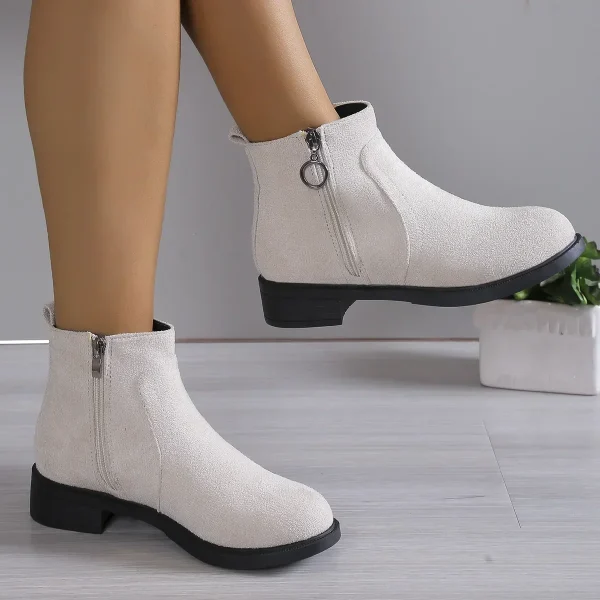 Stivaletti con tacco quadrato britannico Stivaletti corti con cerniera laterale in pelle scamosciata Scarpe retrò da donna di grandi dimensioni Botas De Mujer 2025 5