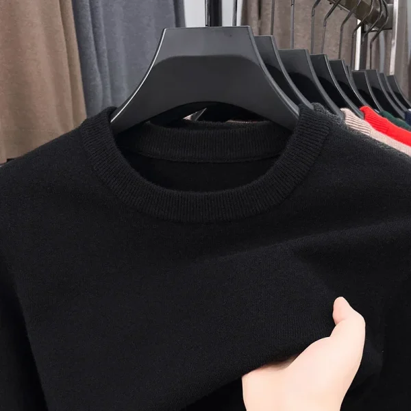 2025 Maglione casual da uomo nuovo girocollo manica lunga maglione lavorato a maglia modello diamante moda top versatile 4