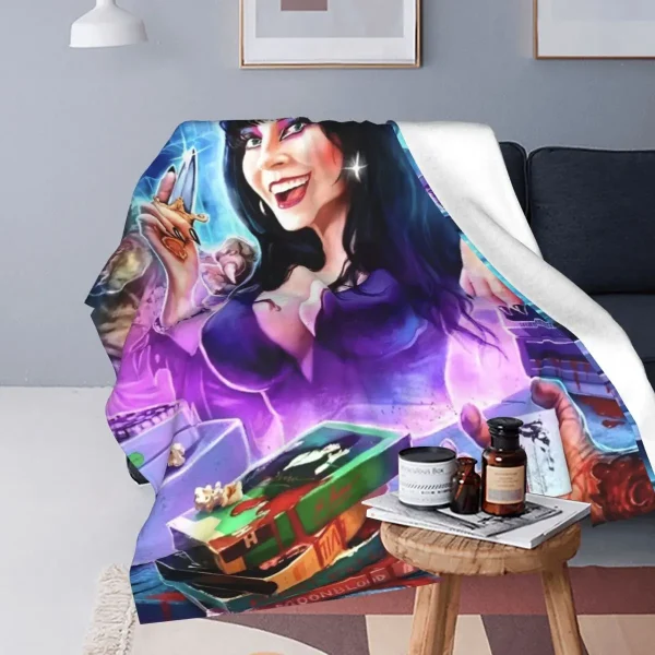 Elviras lady Of The Dark flanella coperte Horror Comedy Movie Soft Throw coperta per viaggi ufficio copriletto copridivano 4