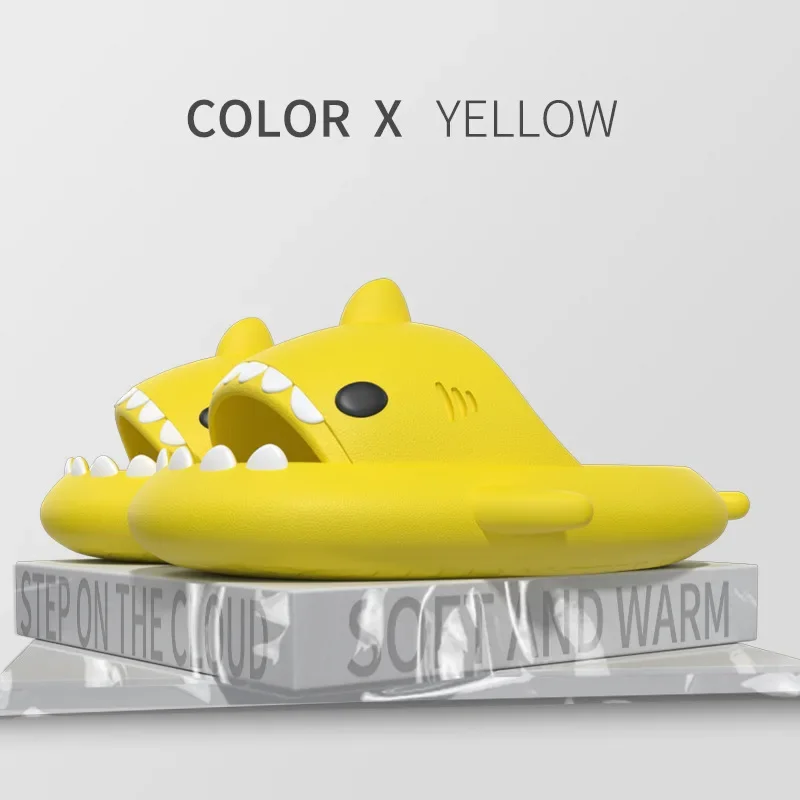 Pantofole da donna con squalo cartone animato da uomo Scivoli da bagno per interni Coppia estiva Scarpe basse alla moda Sandali Infradito da spiaggia in EVA morbida per la casa 4