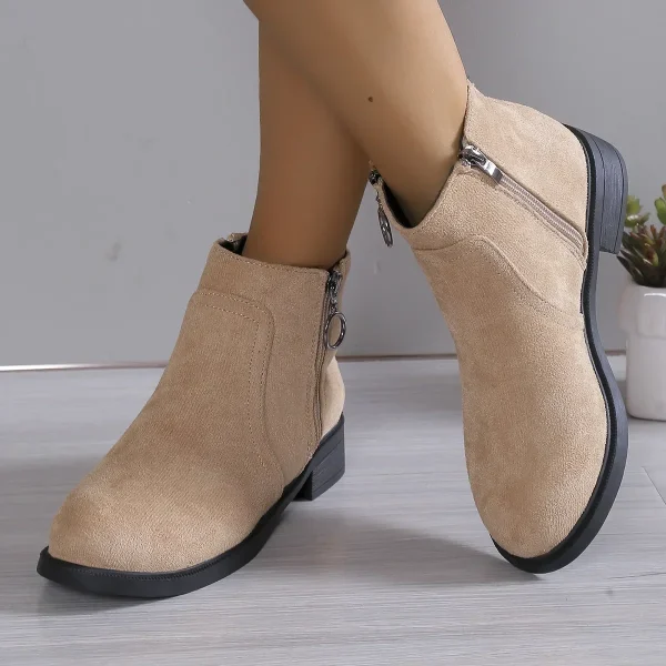 Stivaletti con tacco quadrato britannico Stivaletti corti con cerniera laterale in pelle scamosciata Scarpe retrò da donna di grandi dimensioni Botas De Mujer 2025 1