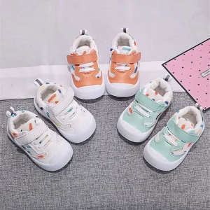 Scarpe da passeggio per bambini primavera autunno Mesh Soft Soled Functional Boys Girls 1-3 anni Sneakers per bambini neonata 1