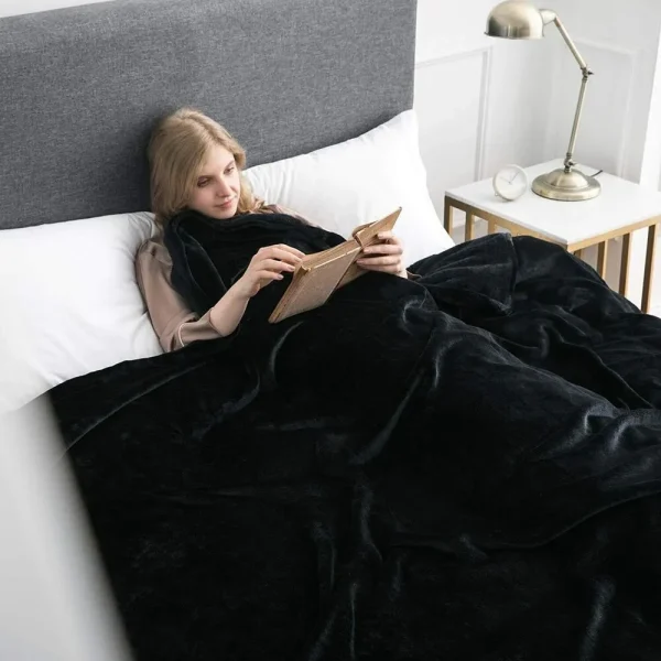 Il pile di visone nero lancia una coperta per divano letto king size super morbida e reversibile 6