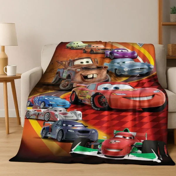Cars McQueen Racing Car Cartoon Coperta di flanella per bambini Coperta morbida e calda per camera da letto Soggiorno Letto Viaggio Campeggio Picnic Regalo 1