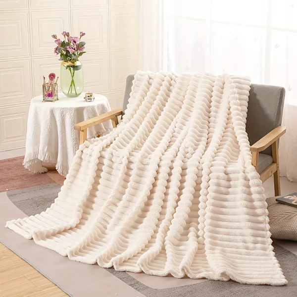 1pc Coperta di flanella tinta unita Morbida coperta calda per divano Divano letto da ufficio Coperta regalo multiuso da viaggio da campeggio 3