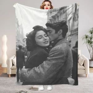 1 pezzo di coperta fotografica personalizzata fai-da-te per gli amanti Prodotti di coperta di flanella - Foto calde personalizzate, morbida e calda, adatta per divano, letto, ufficio, auto e viaggi all'aperto - Regali per uomini e donne in tutte le stagioni 1