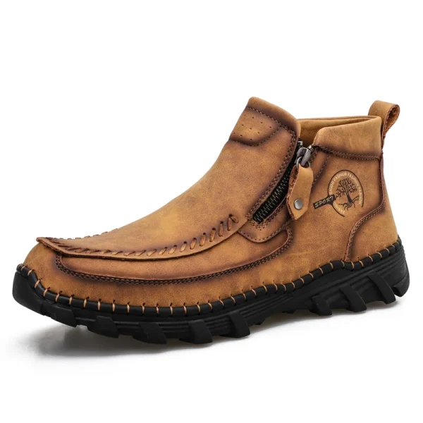Stivali da uomo Autunno Inverno Nuove scarpe casual alte fatte a mano Scarpe da trekking antiscivolo da esterno Scarpe da uomo Stivaletti con cerniera Plus Size 38-48 1