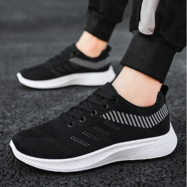 Nuove scarpe casual ispessite resistenti all'usura da uomo, scarpe sportive alla moda, tennis traspirante, tennis da allenamento per passeggiate all'aperto 4