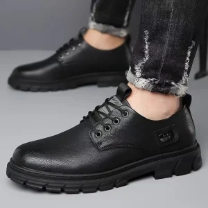 Uomo nuove scarpe in pelle con suola morbida scarpe da passeggio antiscivolo all'aperto calzature Casual leggere da lavoro abbigliamento da lavoro Comfort scarpe maschili alla moda 1