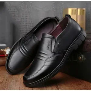 Scarpe classiche da uomo in pelle Nuovi mocassini casual da lavoro bassi Scarpe da lavoro ufficiali con suola morbida nera Slip on Scarpe da uomo formali 1