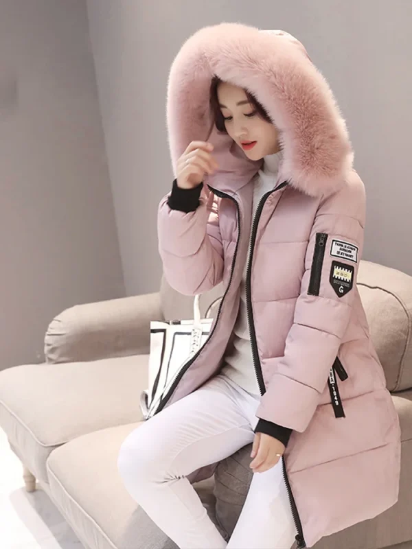 Parka da donna con collo in pelliccia invernale con cappuccio, lettera di moda, tasche con cerniera, design, giacca lunga, cappotti femminili spessi caldi e sottili
