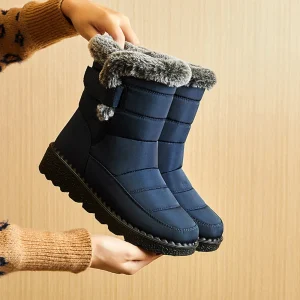 Stivali invernali impermeabili per donna 2023 nuovi stivali da neve lunghi in peluche in pelliccia sintetica stivaletti con plateau da donna scarpe per coppie in cotone caldo 1