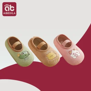 Scarpe antiscivolo per bambini Neonato Bambina Calzini da pavimento antiscivolo Neonati maschi Suola in gomma Autunno Inverno Prewalker per interni 1