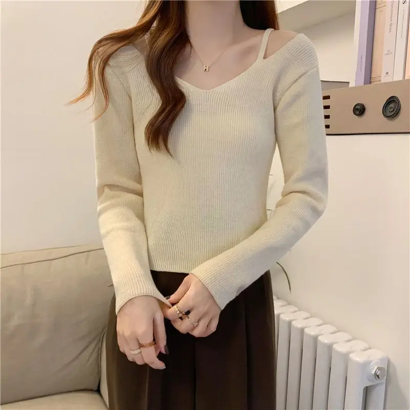 T-shirt a maniche lunghe con spalle scoperte in due pezzi da donna 2025 Top maglione interno nuovo design primavera autunno 4