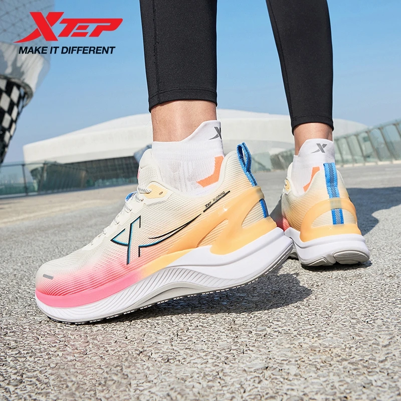 Xtep Lingbu ET Scarpe da corsa da uomo 2025 Scarpe sportive professionali resistenti all'usura ammortizzanti con rimbalzo primaverile 875119110003 2