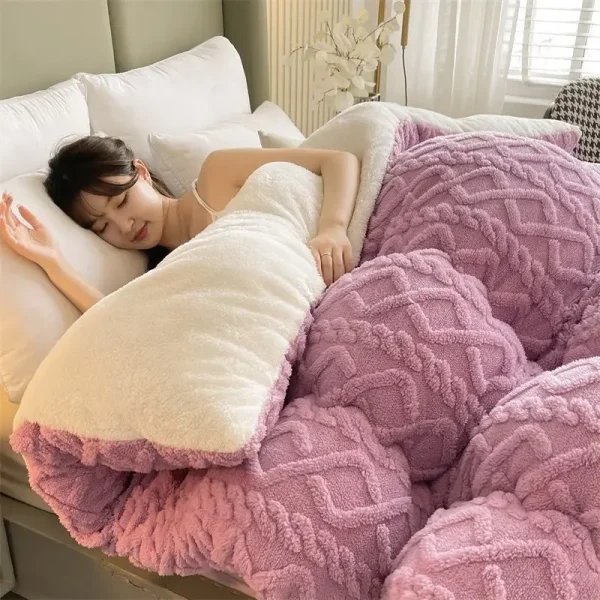 Piumino spesso in lana d'agnello Coperta trapuntata in velluto a doppia faccia Trapuntata in cashmere Caldo piumino invernale in peluche Singolo doppio Queen Size 2