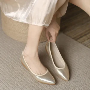 nuova primavera autunno scarpe singole con suola morbida da donna scarpe piatte casual alla moda slip on scarpe leggere scarpe con bocca superficiale taglie forti 1