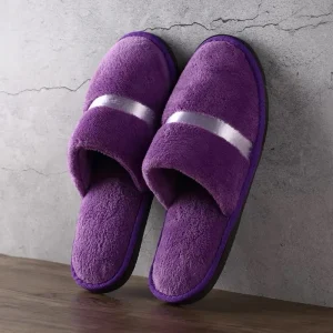 Pantofole da Hotel economiche in pile corallo pantofole da viaggio per SPA antiscivolo morbide scarpe da ospite per la casa pantofole All-inclusive pantofole in tinta unita 1