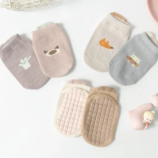 3 paia/lotto calzini antiscivolo per bambini per ragazzi e ragazze calzini in cotone per bambini con taglio basso con impugnature in gomma Socken per 0-3 anni 3