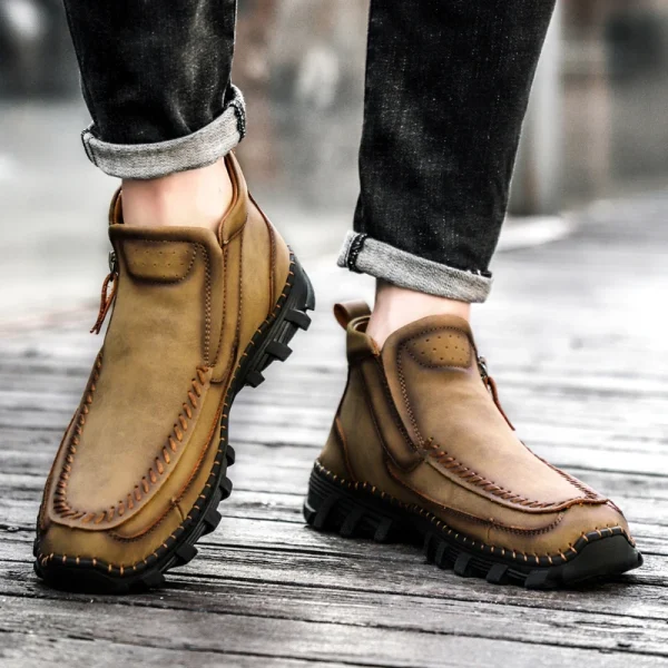Stivali da uomo Autunno Inverno Nuove scarpe casual alte fatte a mano Scarpe da trekking antiscivolo da esterno Scarpe da uomo Stivaletti con cerniera Plus Size 38-48 4