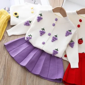 Abito da ragazza in maglia a maniche lunghe 2025 Natale autunno inverno nuove ragazze maglione cardigan lavorato a maglia Top + gonna set da due pezzi 1