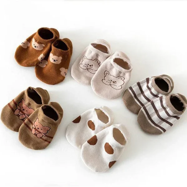 Nuovi calzini coreani per animali simpatici cartoni animati Calzini da pavimento per bambini Calzini corti in silicone antiscivolo per ragazzi Ragazze Calzini per neonati appena nati 6
