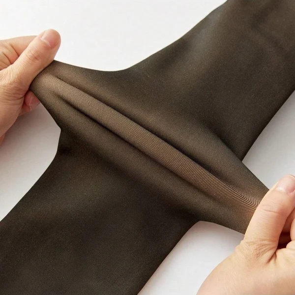 Collant foderati in pile caldo da 300 g Collant sexy termici invernali da donna Calze collant traslucide finte in lana 4