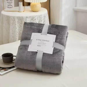 70x100 cm Coperta in pile di flanella grigia Bambini adulti Morbido caldo Copriletto Semplice divano in tinta unita Copriletti traspiranti 1