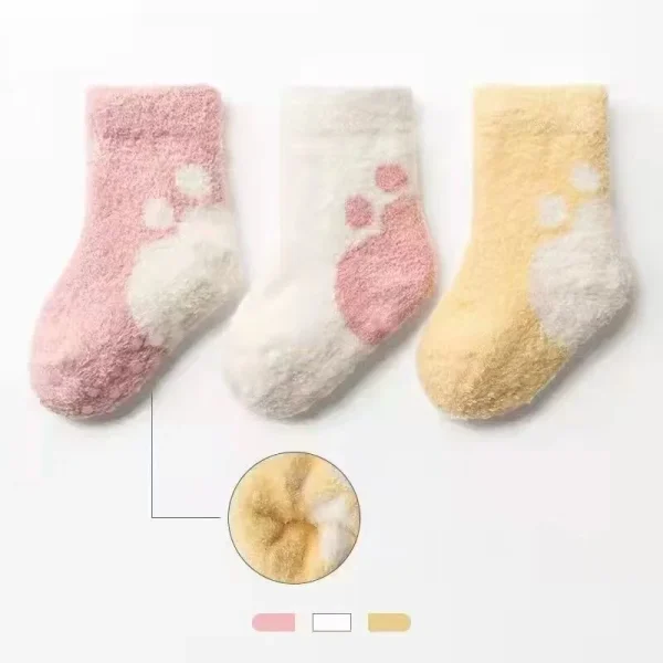 Set da 3 pezzi Calzini per bambini Sbring Calzini per bambini spessi e caldi in peluche per bambini Calzini da pavimento in velluto corallo per bambini 0-3 anni 5