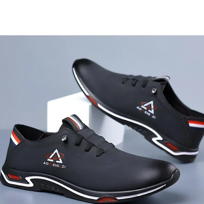 Scarpe da uomo Moda Scarpe casual da uomo con suola morbida Scarpe formali stile britannico Sneakers leggere con fondo stringato traspirante Taglia maschile 4