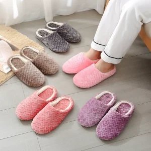 Pantofole invernali da donna in pelliccia per la casa Cartoon Cat antiscivolo morbide e calde casa interna camera da letto uomo coppie ragazzi ragazza scarpe da pavimento in memory foam 1