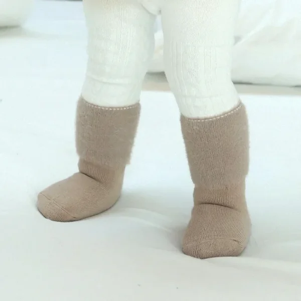 1 paio di calzini caldi per neonati semplicità calzino per polpaccio tinta unita per bambino ragazzo ragazza carino autunno inverno lana addensare calzino per bambini in cotone 4