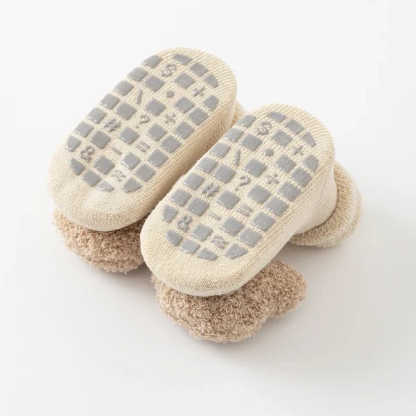 Calzini per bambini con animali simpatici cartoni animati per ragazzo ragazza inverno morbido cotone orso antiscivolo suola neonato calzino per bambini addensare Socken 6