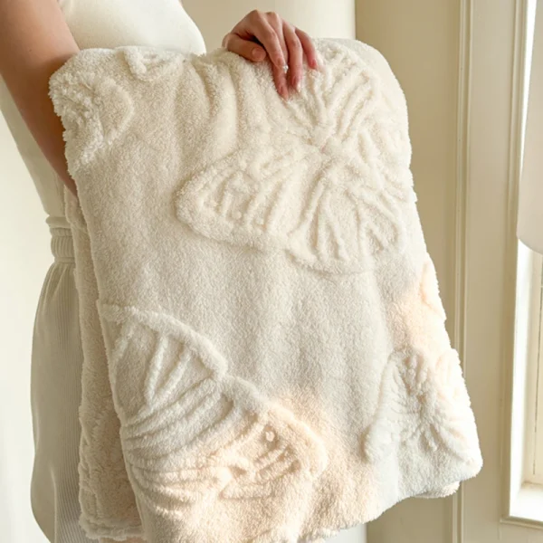 Coperta da letto quattro stagioni in peluche jacquard Tafu con farfalle squisite farfalle 3D, morbide e confortevoli, calde coperte per divano per letto 1