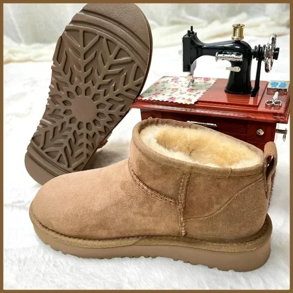NO-LOGO!!!2024 nuovi mini scarponi da neve classici. Combinando pelle di pecora e vera pelle, stivali caldi invernali alla moda e casual 5