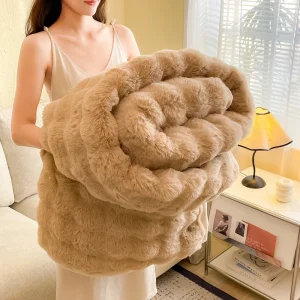 Coperta in pelliccia di coniglio imitazione premium di lusso Coperta per pisolino con aria condizionata multifunzionale ispessita in peluche su due lati 1