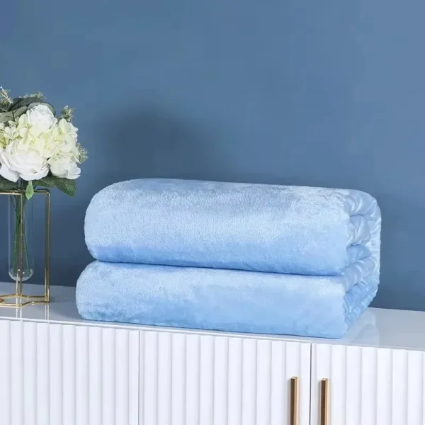 Coperte in flanella tinta unita super morbida calda peluche confortevole leggero scialle al ginocchio coperta trapunte in pile di corallo pisolino da ufficio 2