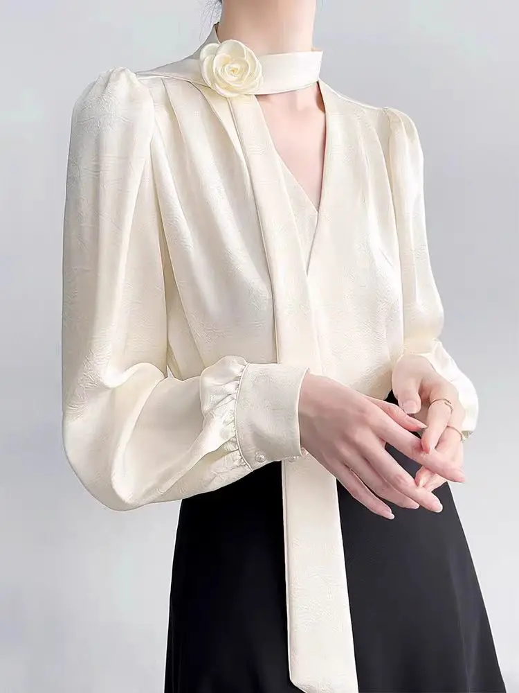 2025 Nuovi vestiti da donna Eleganza francese Camicetta a maniche lunghe con fiocco rosa Donna Chic Primavera/Autunno Top in raso Abbigliamento di alta qualità 1