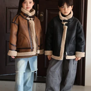 Giacca in pelle di cashmere Inverno Mantieni caldo Giacca da ragazzo Fodera spessa con collo in pelliccia di peluche Cappotto per cappotti da bambina TR355 1