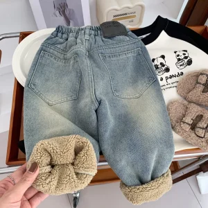 Jeans foderati in pile per bambini Ragazzi Ragazze Pantaloni in denim di velluto peluche Nuovi bambini Pantaloni caldi ispessiti invernali Abbigliamento infantile 2-8 anni 1