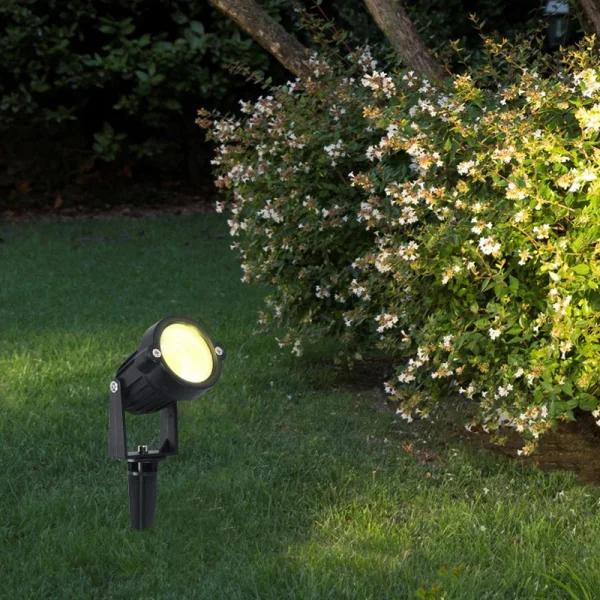 Luci da giardino a LED Lampada da prato impermeabile a LED per esterni 220V110V12V 5W Lampadina a punta paesaggistica IP65 Faretti da giardino a luce LED 2