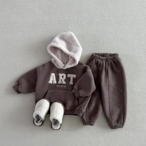 6973 Ins Set di abbigliamento per bambini coreani 2025 Autunno Inverno Colore abbinato Peluche con cappuccio Abito da ragazzo Maglione in pile + Pantalone 1