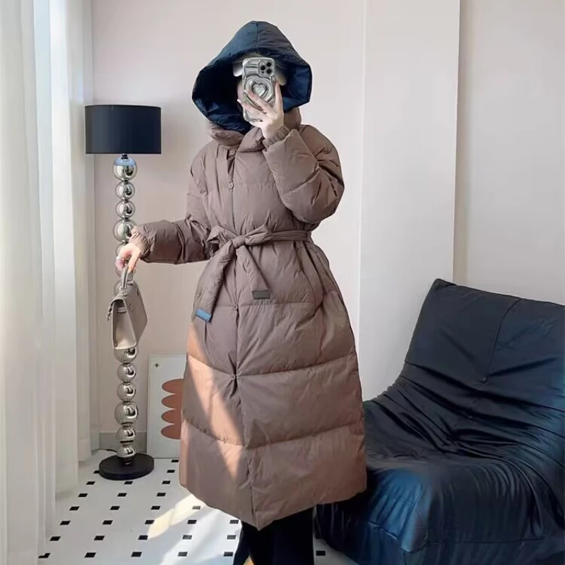 Piumino lungo da donna, cappotto ampio con cappuccio, piumino caldo con design in vita con lacci, due pezzi finti, moda invernale, nuovo, 2024 6