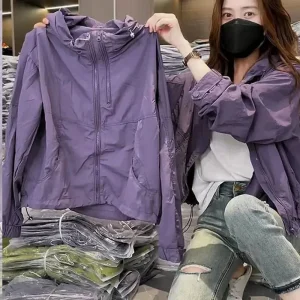 2025 nuove donne protezione solare moda viola protezione solare vestiti estate allentato sottile con cappuccio giacca di protezione solare casual donna Coa 1