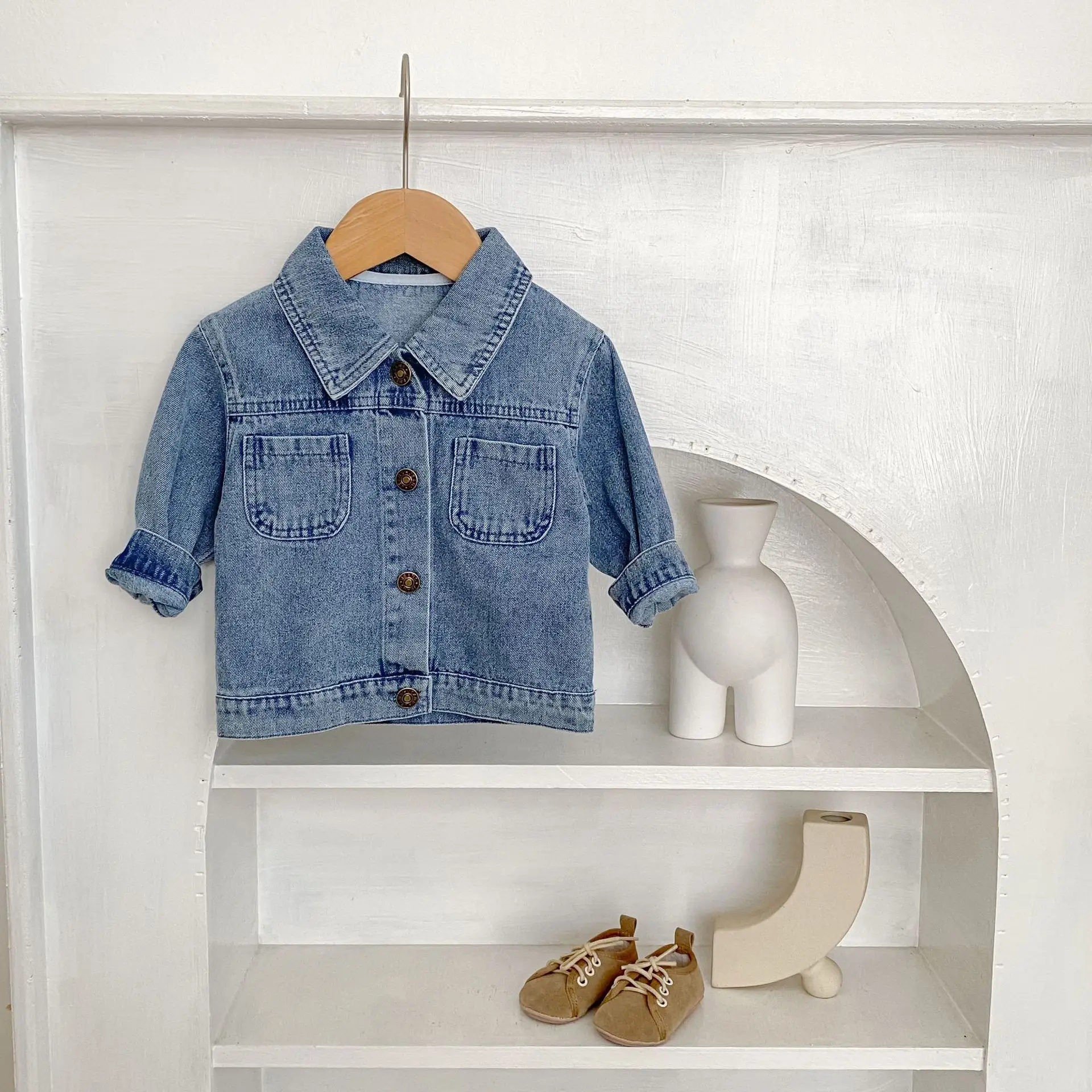 2025 Nuova giacca di jeans autunnale per ragazzi e ragazze, top di jeans casual e alla moda, cardigan con risvolto in denim 3