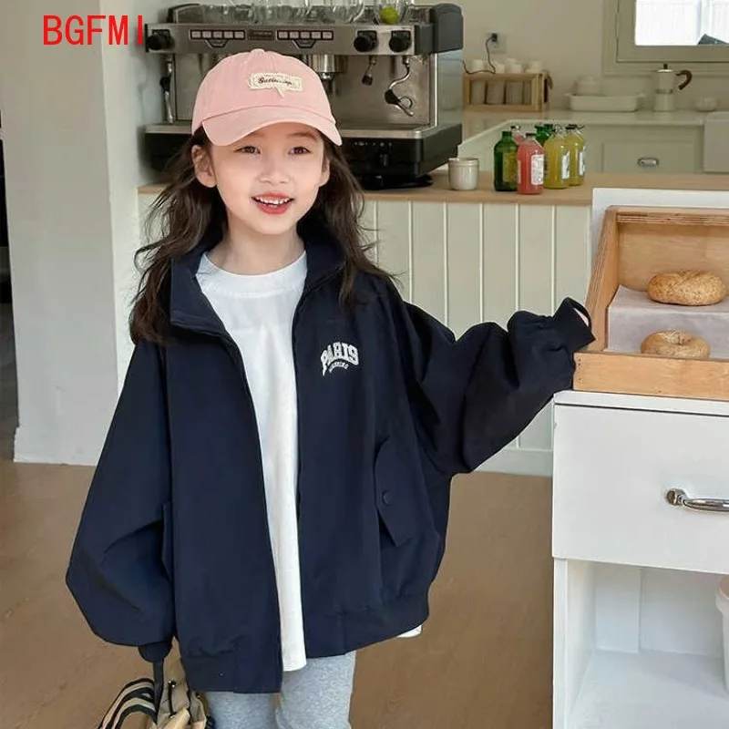 Moda da ragazza Primavera Autunno Cappotto blu scuro Giacca con stampa di lettere Abbigliamento casual per adolescenti 4-14 anni Giacca a vento per ragazze Top per bambini 6