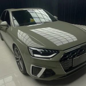 Pellicola vinilica per avvolgere l'auto Adesivo in PET verde blindato di cristallo Pellicola senza bolle Accessori per auto Adesivo decorativo per interni esterni auto 1