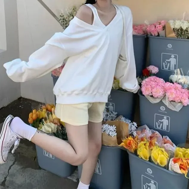 Felpa da donna allentata a maniche lunghe con spalle scoperte Design sottile Senso Autunno Inverno Nuovo stile Top casual alla moda 2